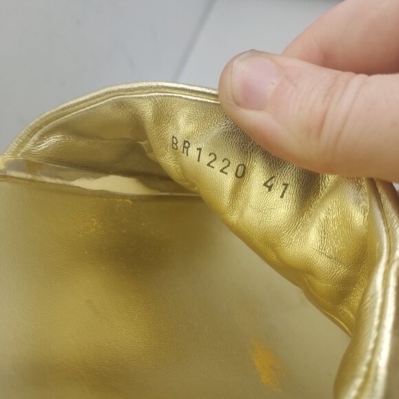 LOUIS VUITTON Gold Leather LV Monogram Flatform Sandal - Picture 4 of 13